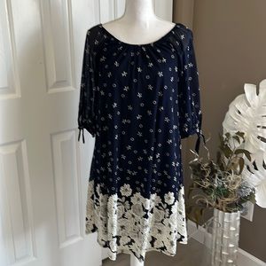 SIREN LILY- Size Small- Like New Fun Summer Dress